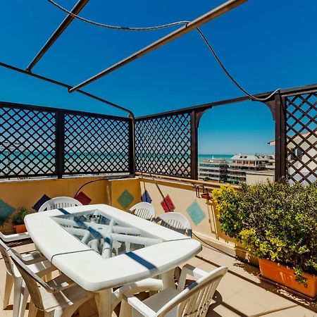 Appartamento Polo Natatorio Lido di Ostia Exteriér fotografie